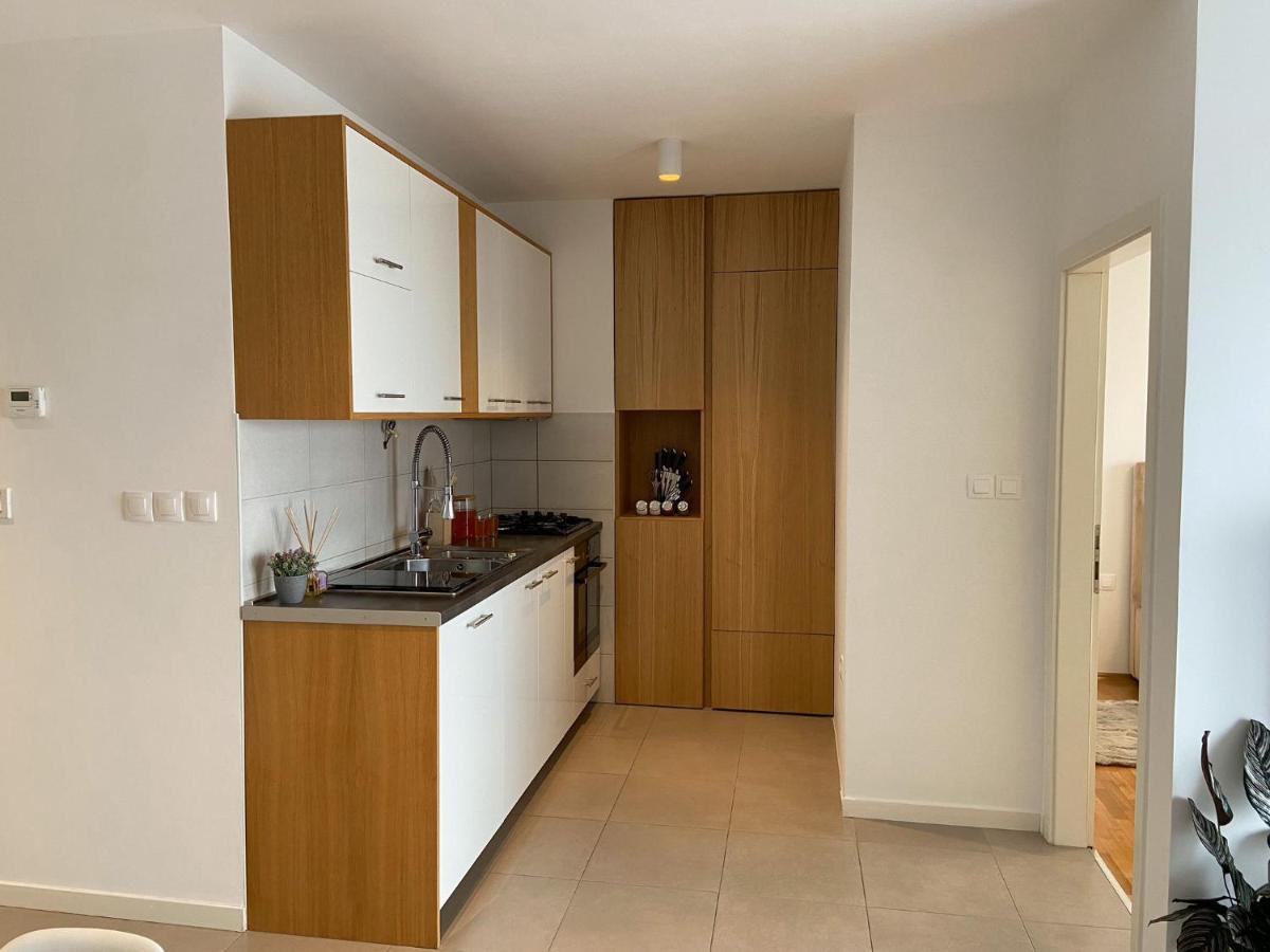 Portview Apartment Риека Экстерьер фото